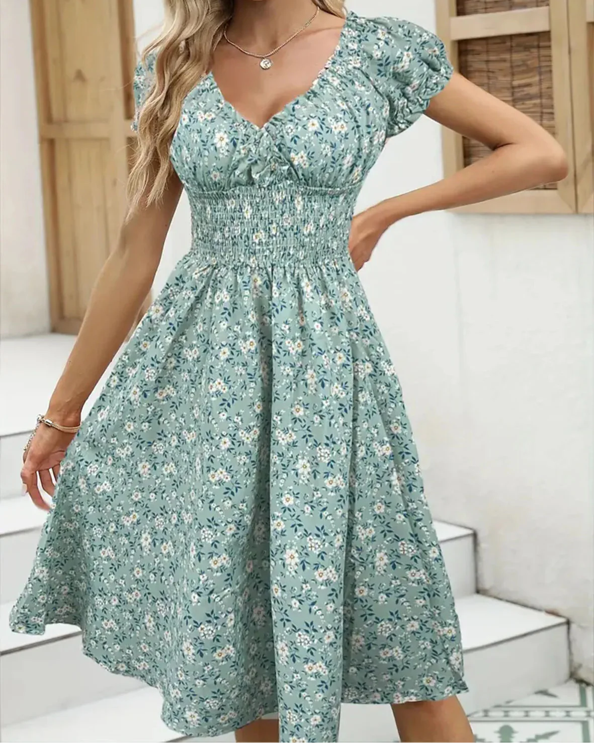 French-Style Floral Sundress with Ruffled Puff Sleeves