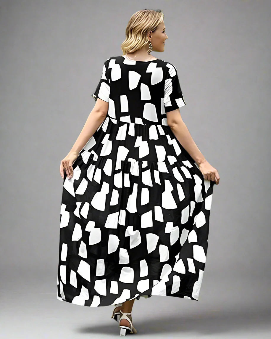 Black & White Geometric Maxi Dress – Loose-Fit Long Dress
