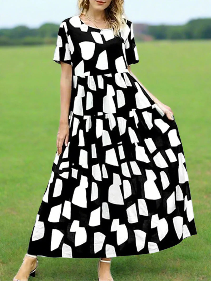 Black & White Geometric Maxi Dress – Loose-Fit Long Dress