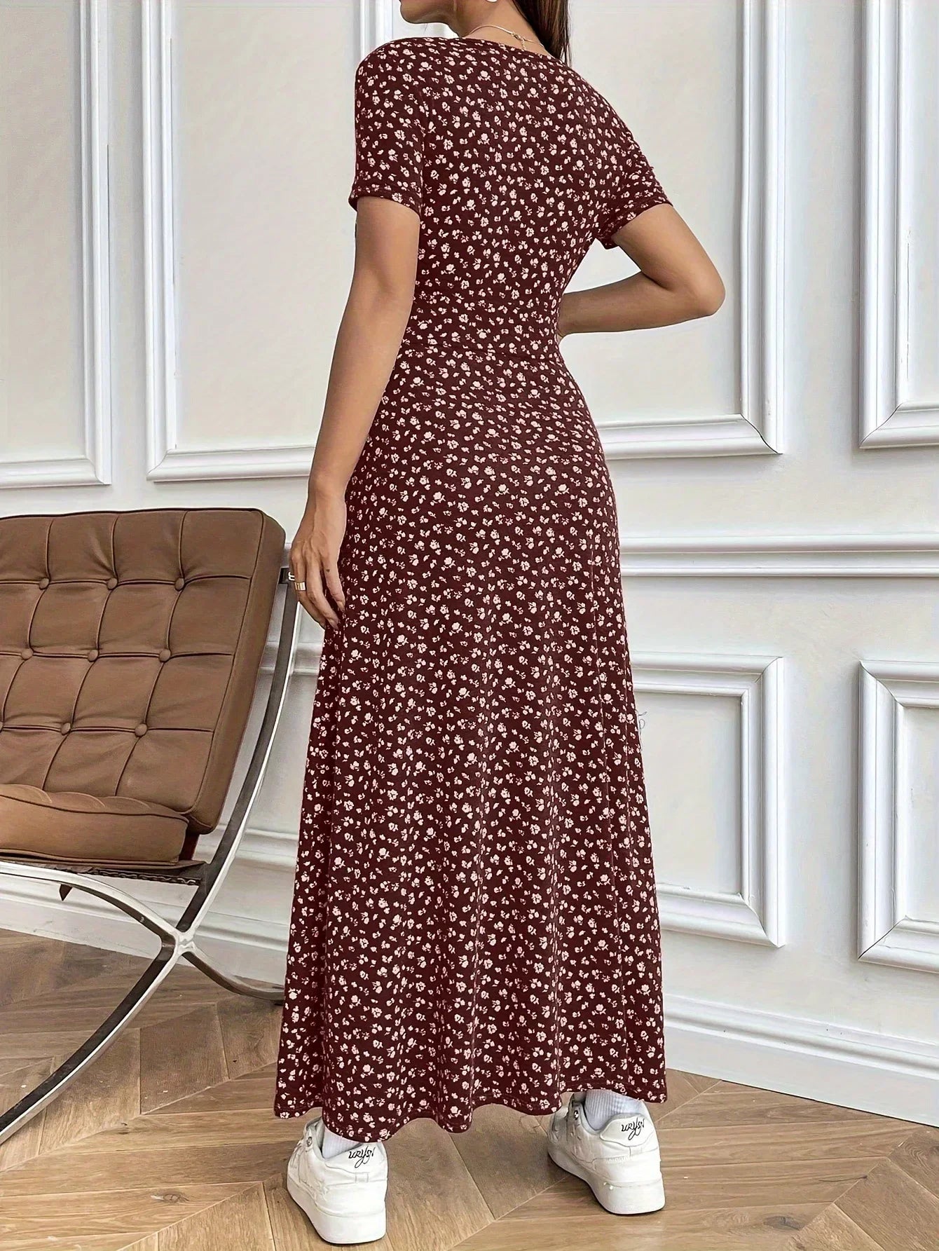 Floral V-Neck Short Sleeve Commuter Style Dress