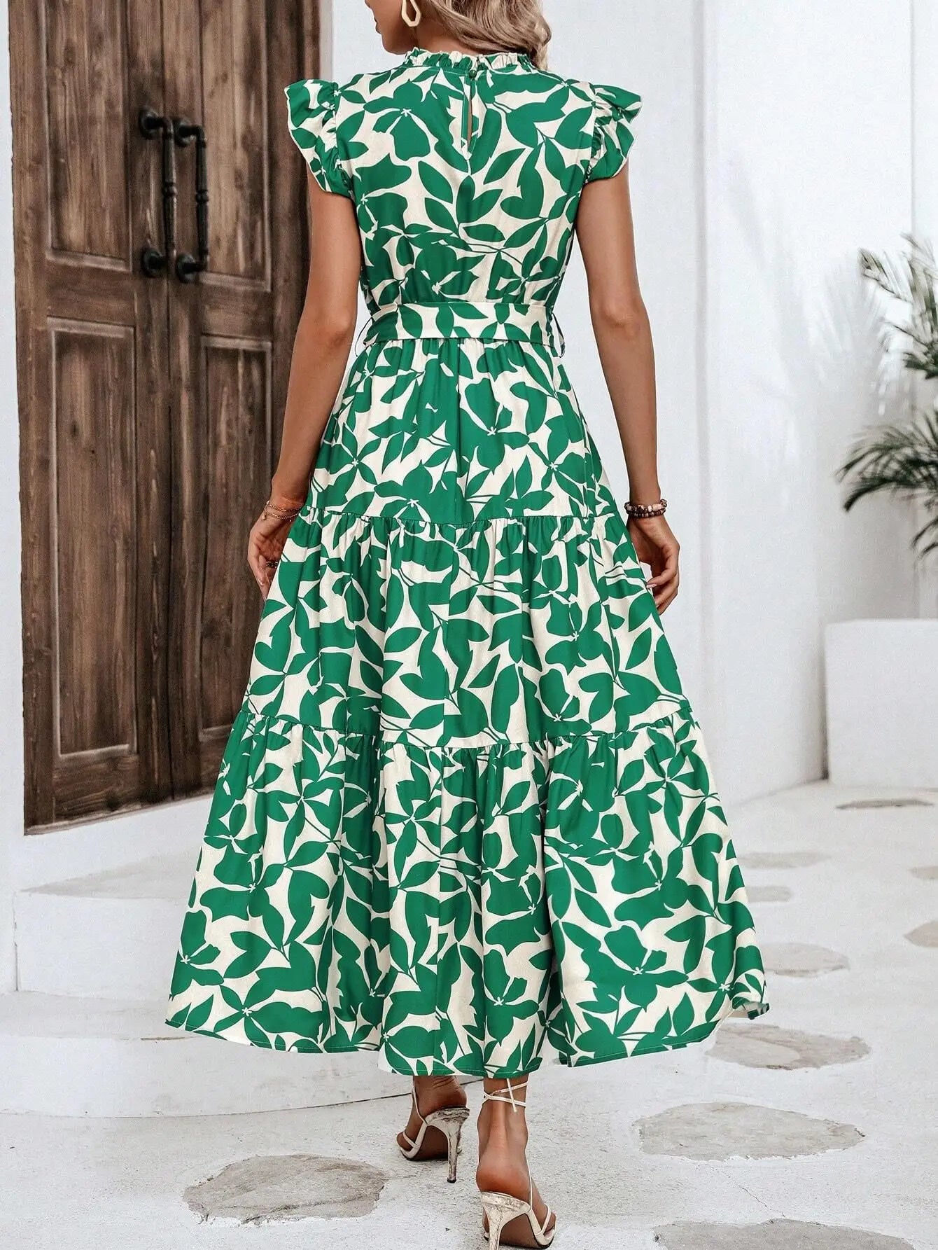 Leaf Print Midi Dress with Flying Sleeves and Lace-Up Waist