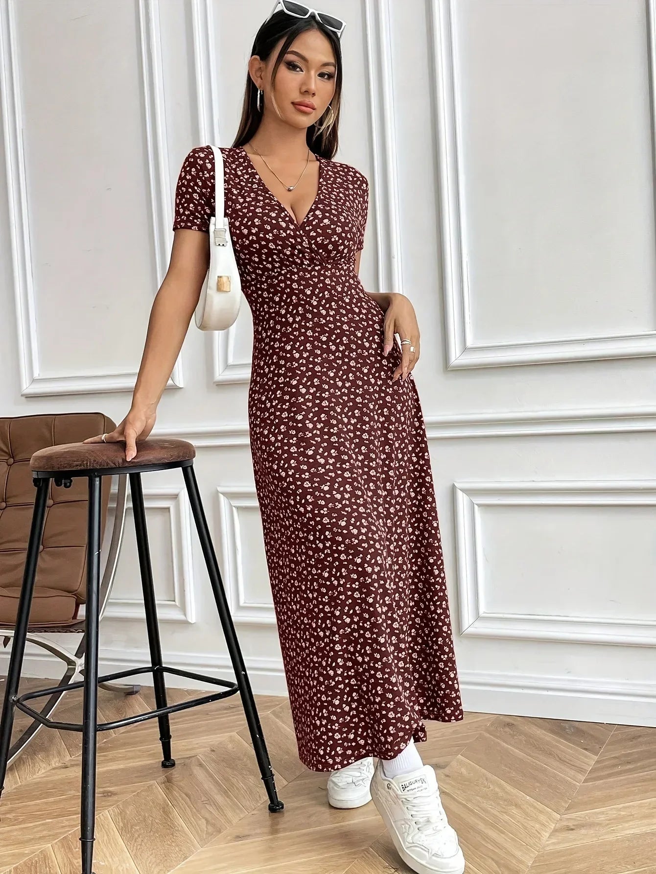 Floral V-Neck Short Sleeve Commuter Style Dress