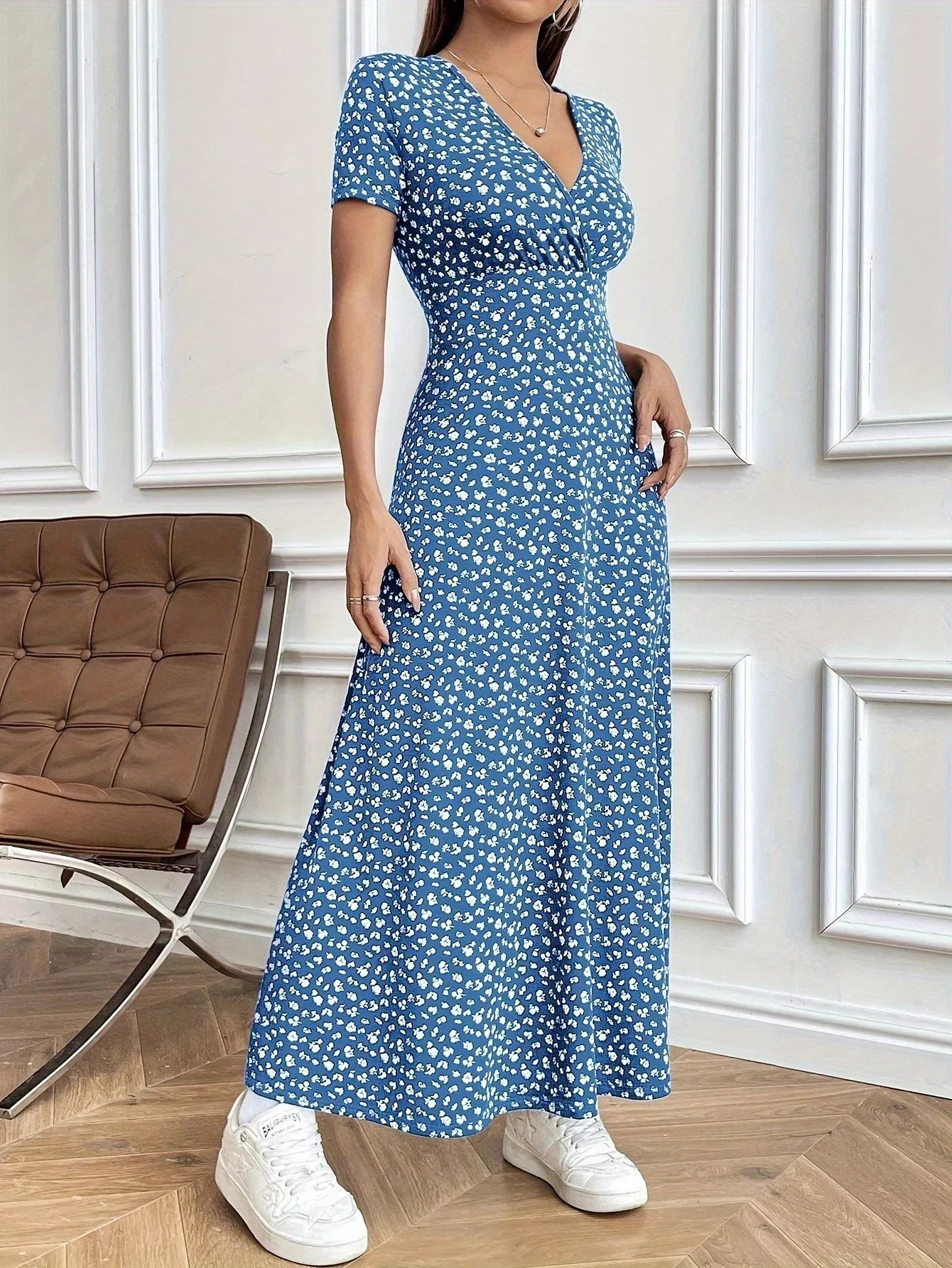 Floral V-Neck Short Sleeve Commuter Style Dress