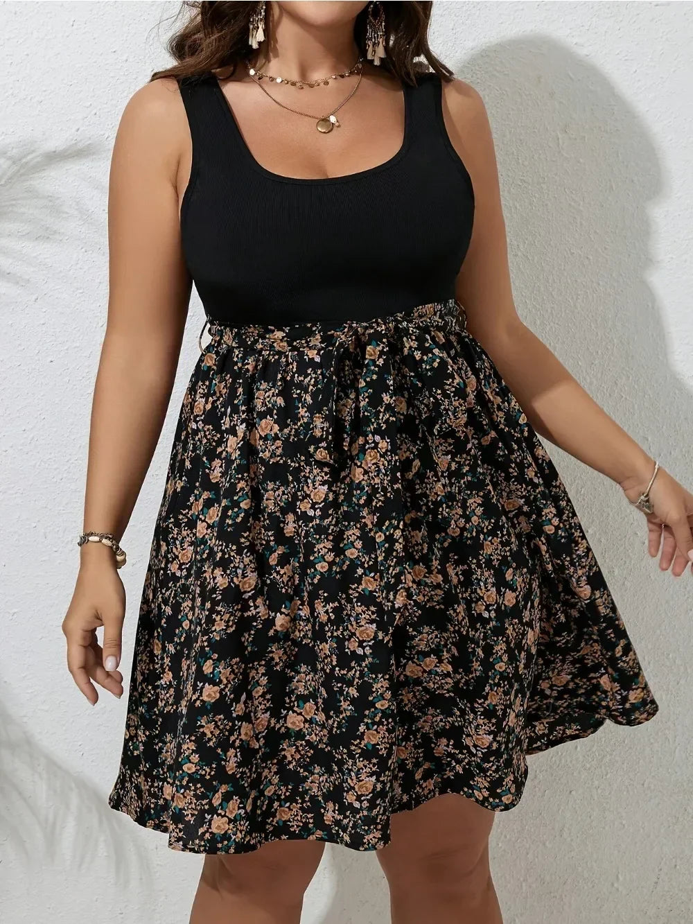 Plus Size Sleeveless Floral Knit Dress